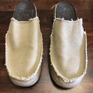 Men’s Canvas Weave Crocs Size 9